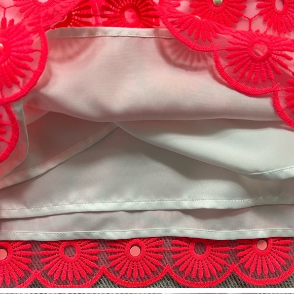 Lilly Pulitzer Pinwheel Pearl Shift Dress in Fiesta Pink - Picture 9 of 10